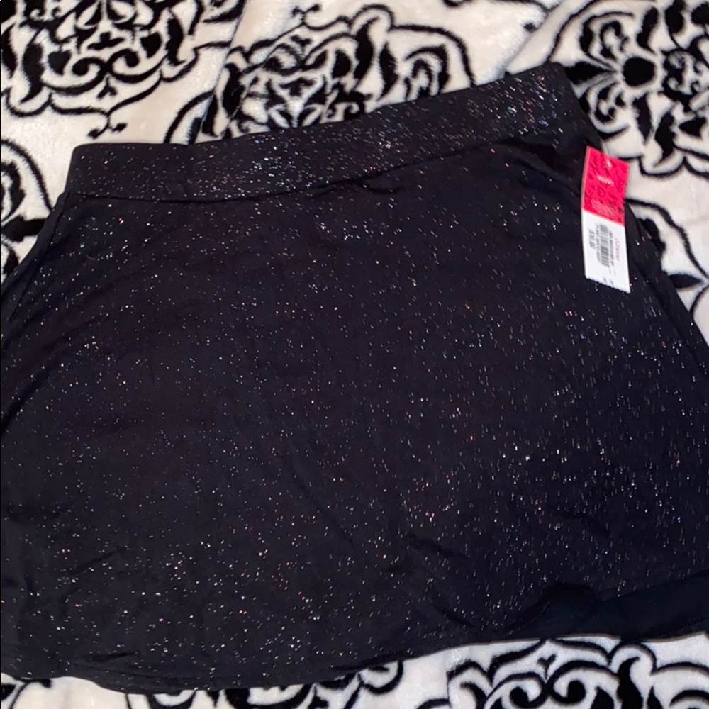 black skort that sparkles!<3